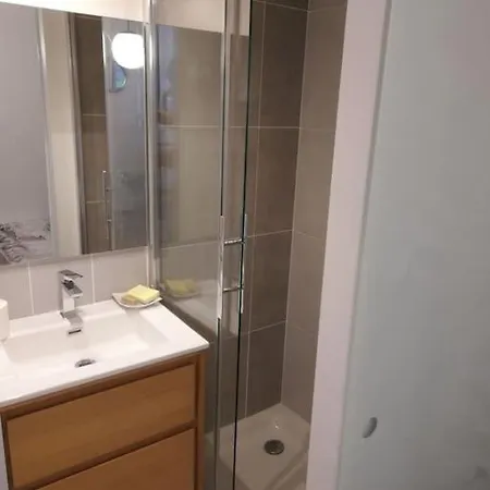 Calme, Proche Du Metro, Direct Paris Apartment *